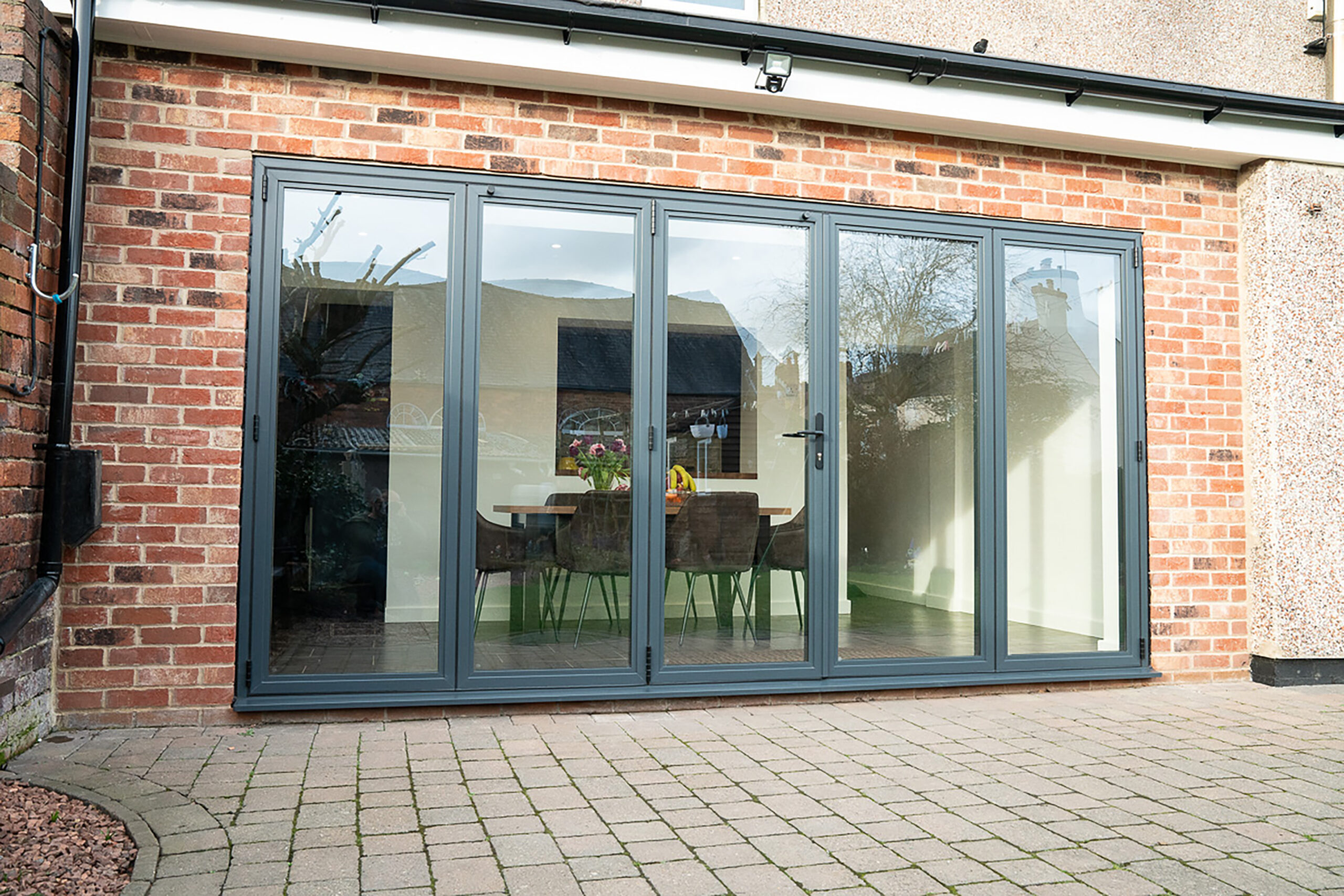 anthracite grey aluminium bifold doors
