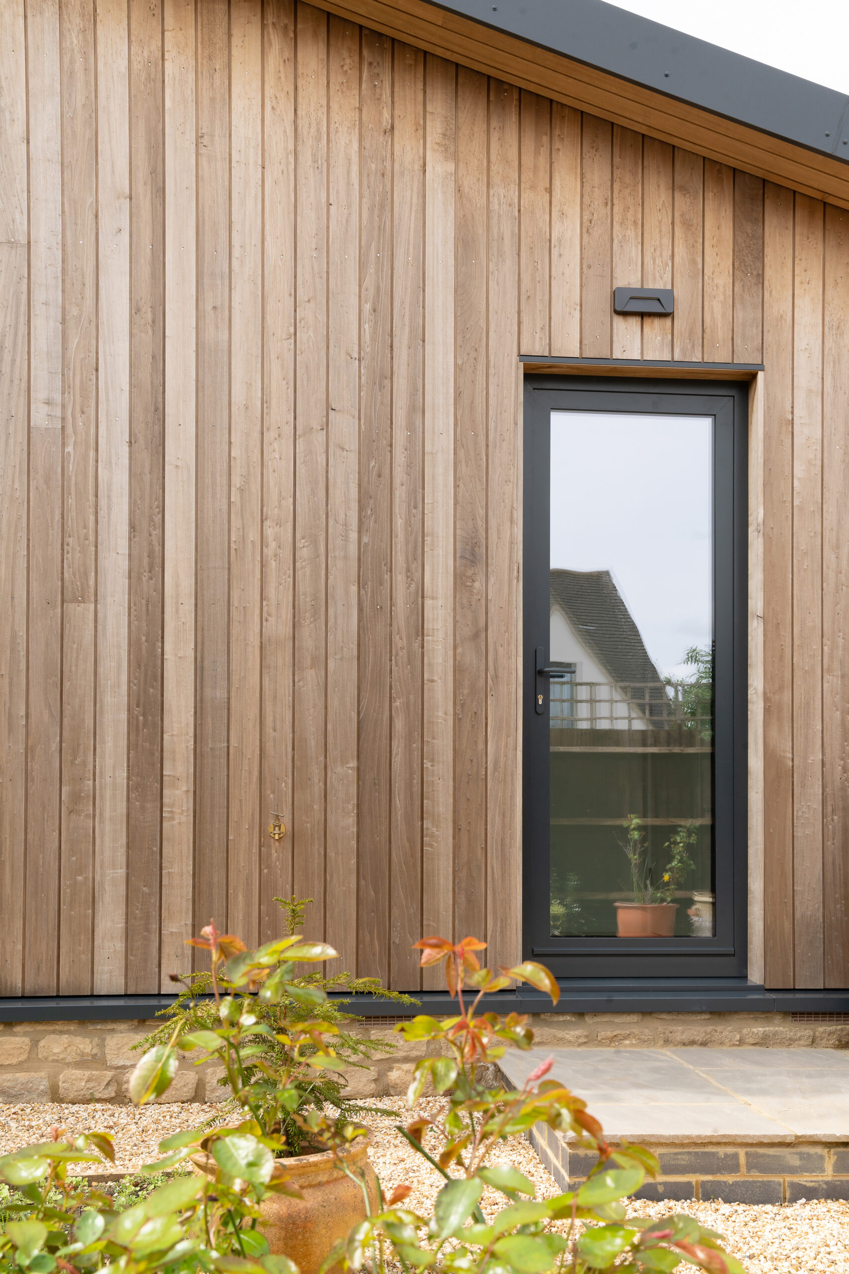 Single doors architectural