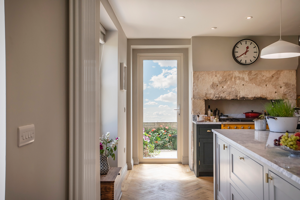 Trending Aluminium Door Colours for the Summer